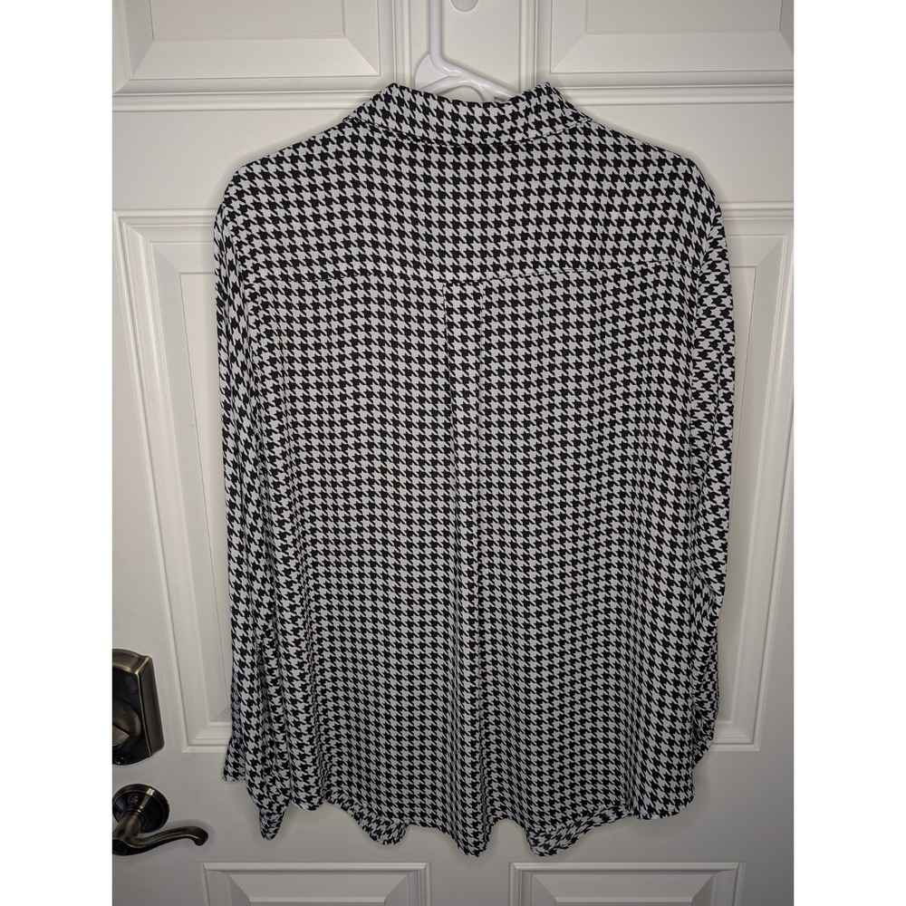 Torrid Madison Georgette Button-Up Long Sleeve Shirt Houndstooth Women's 2X EUC - Picture 6 of 10